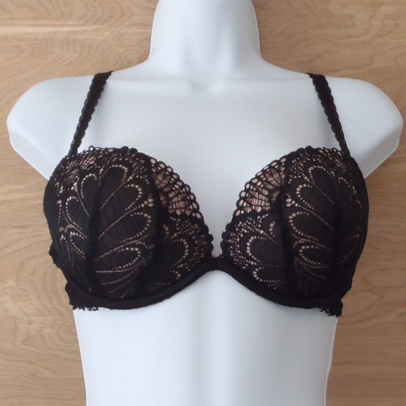 Wonderbra Push-Up Bra - EUC - Picture 2 of 12